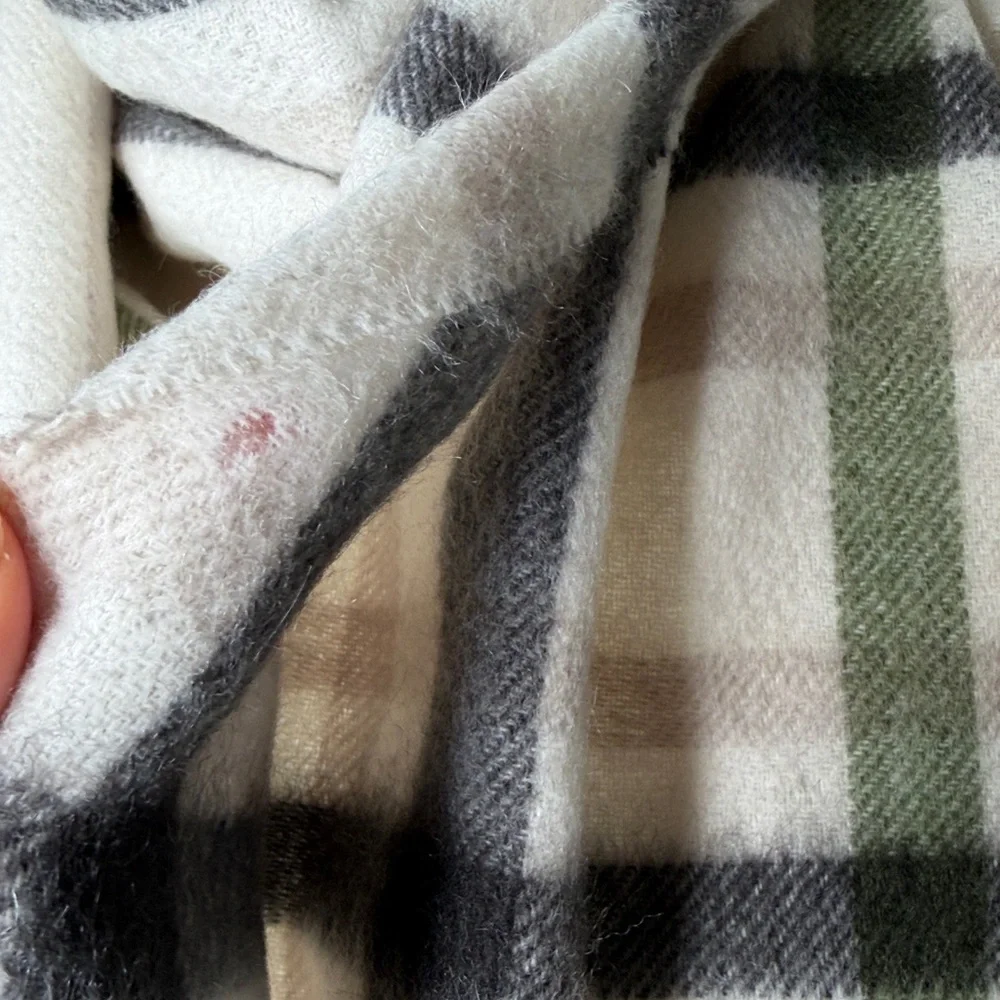 Charter Club Cashmere Green and White Plaid cashmere Scarf